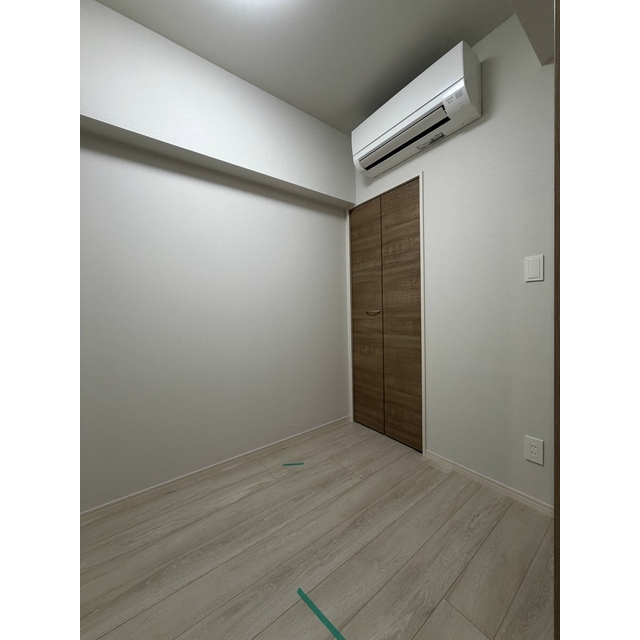 プレール・ドゥーク亀戸小村井402号室 洋室約2.5帖