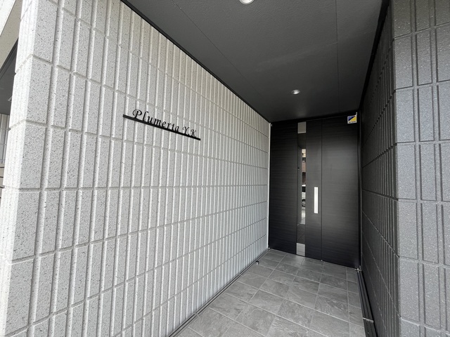 Plumeria　Y・K エントランス