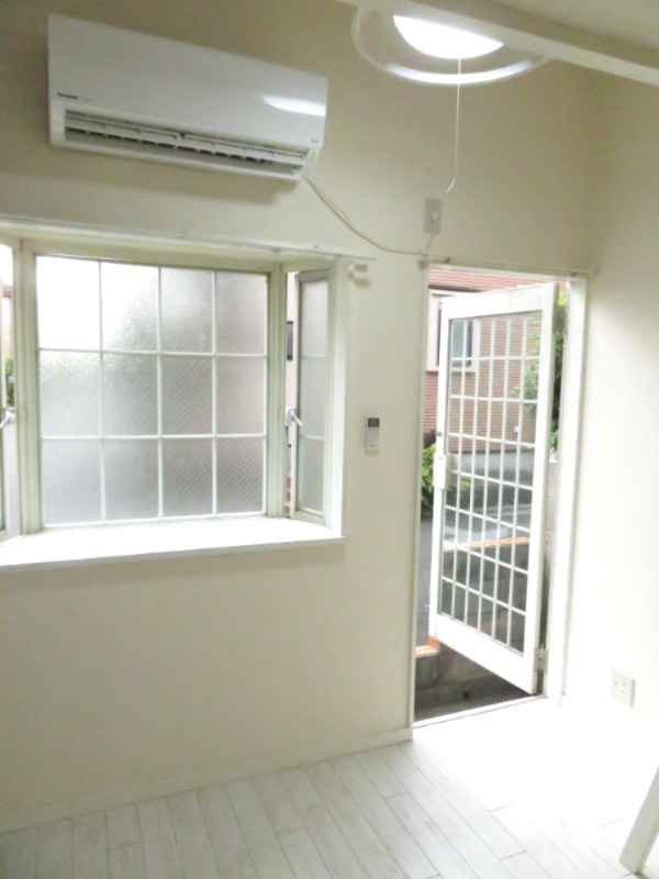 ライフピアウェイブ上高井戸 内観