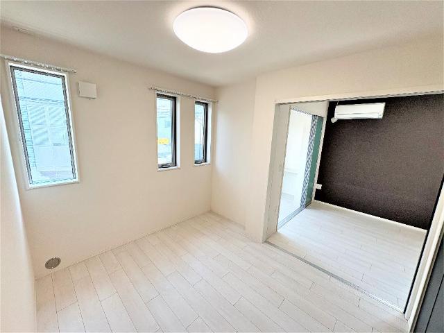 カレント横浜白楽201号室 室内