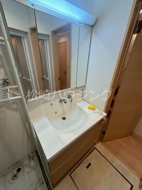 高円寺南5丁目戸建 洗面