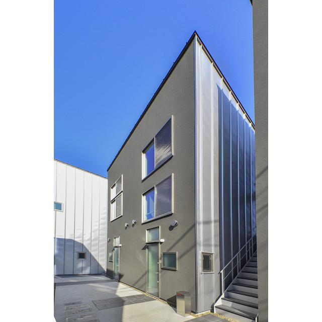 チトフナアパートメント2階 エントランス