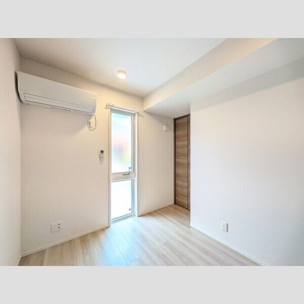 アルベロ島根101号室 洋室