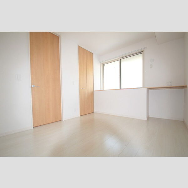 ルーチェオザワ203号室 洋室