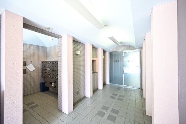 Ｊパークウェル中村橋4階 エントランス