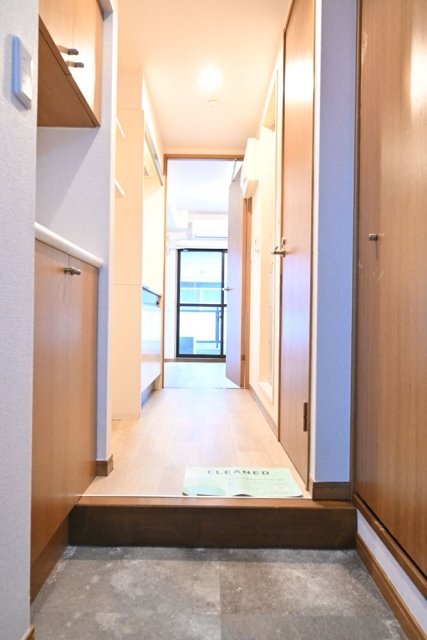 マイキャッスル新高円寺 玄関