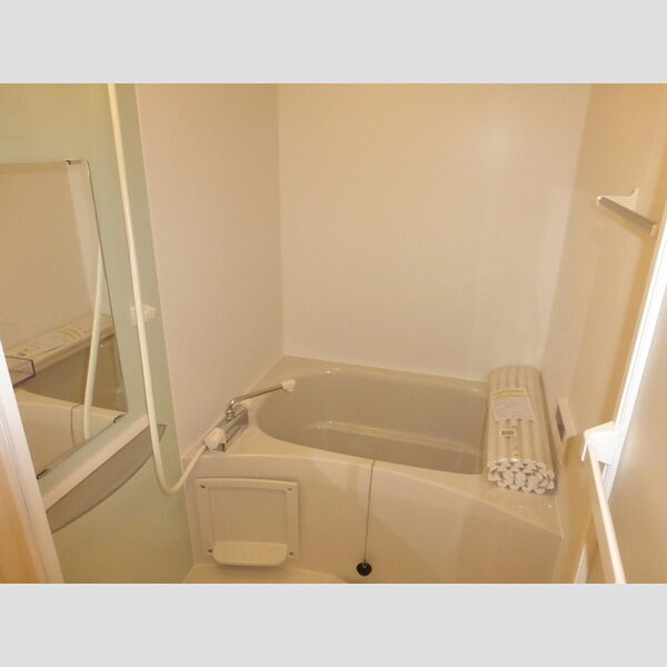 ランプロス緑町105号室 浴室