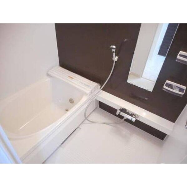 ウイングガーデンA棟0203号室 お風呂