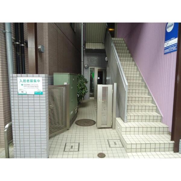 セント・ティアラ402号室 エントランス