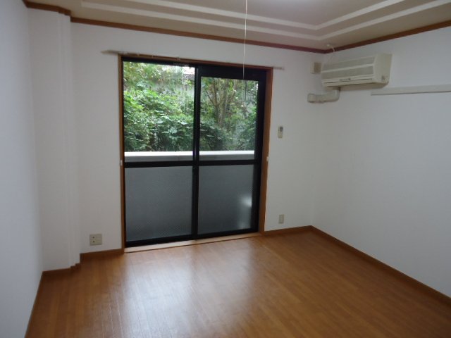 メゾン・トランタンヌーフ 洋室