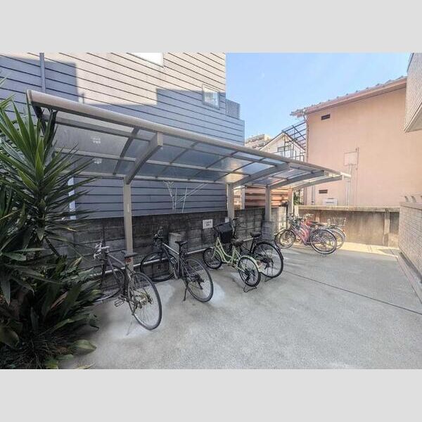 ベルウッドⅡ 田園調布201号室 駐輪場