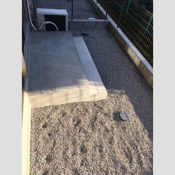 ポワール102号室 専用庭