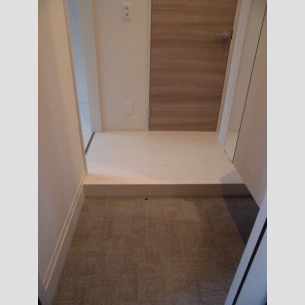 ヴィラージュ　A 玄関