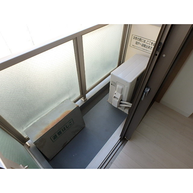 フィールド２５ 内観