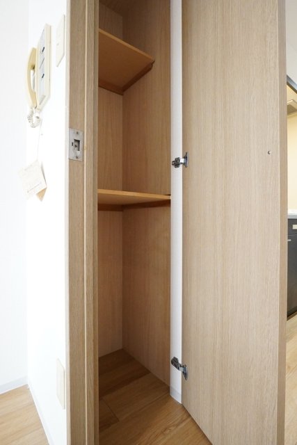 フォレストヒルズ小日向3階 収納