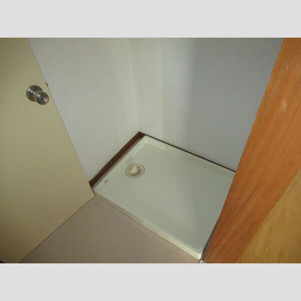 リバーサイド88102号室 室内洗濯機置き場