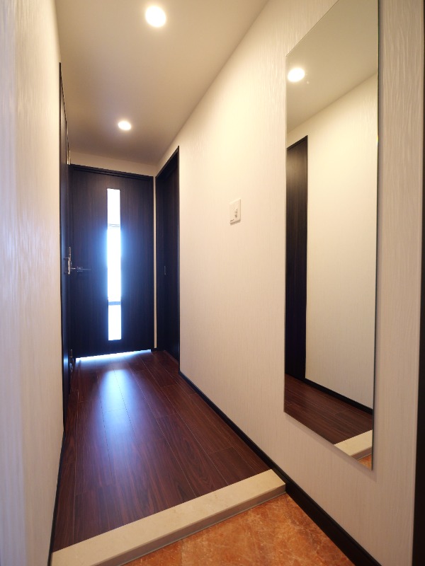 プレジオ川口ASIAN6階 玄関