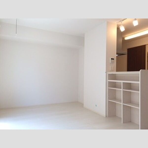 ハイム羽沢十番館 リビング