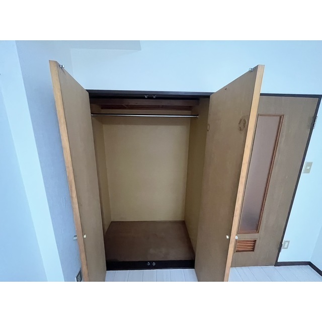 白鍬グランデ107号室 内観