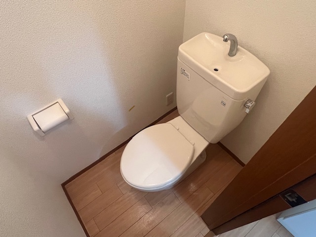 ＥＡＳＴⅢ0102号室 トイレ