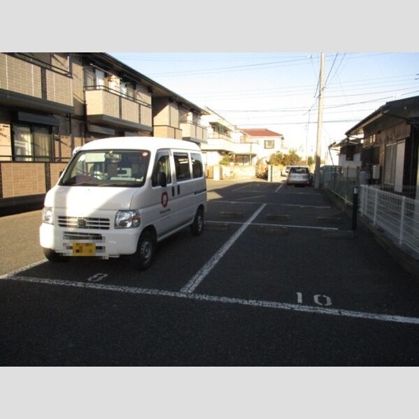 コンフォート　B103号室 駐車場