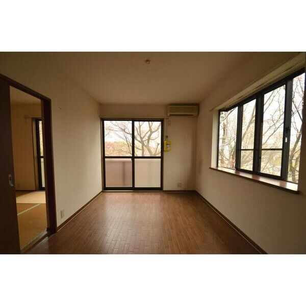 エステート長沢II リビング