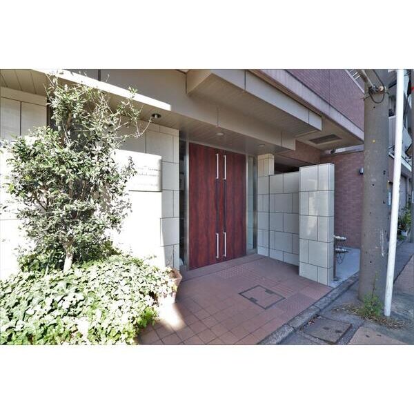 ヴューテラス戸田公園502号室 エントランス