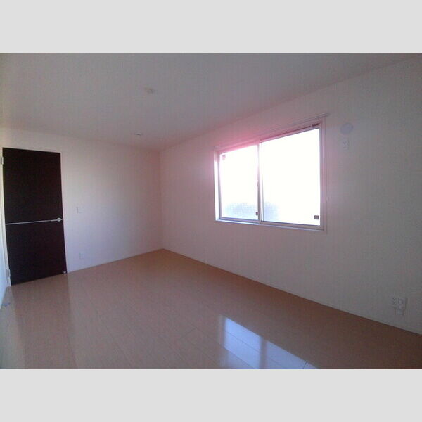 ヴェルドミールⅢ101号室 洋室