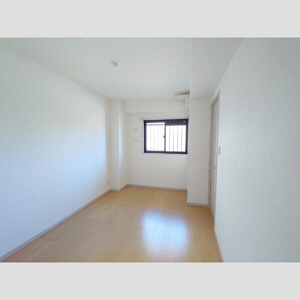 グランヴェールにしすな204号室 洋室6帖