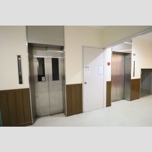 オーシャンビュー壱番館1904号室 エレベーター