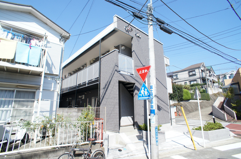 リブリ・サンライズ和1階 外観