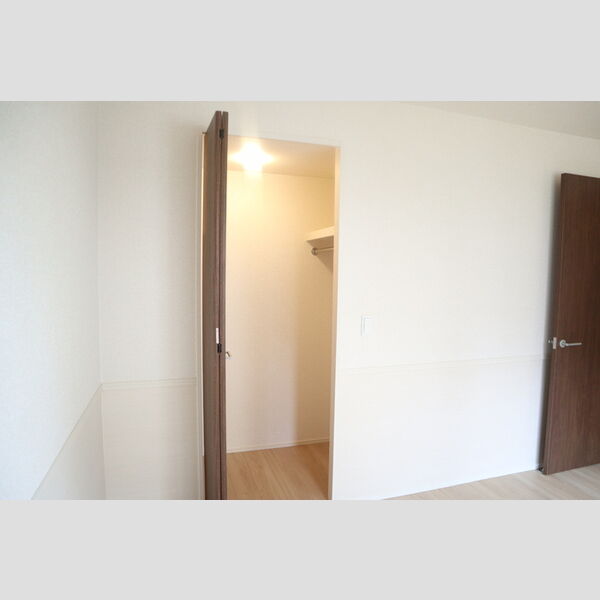 オークビレッジ5103号室 ウォークインクローゼット