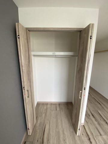 T＆Fレジデンス妙蓮寺303号室 収納