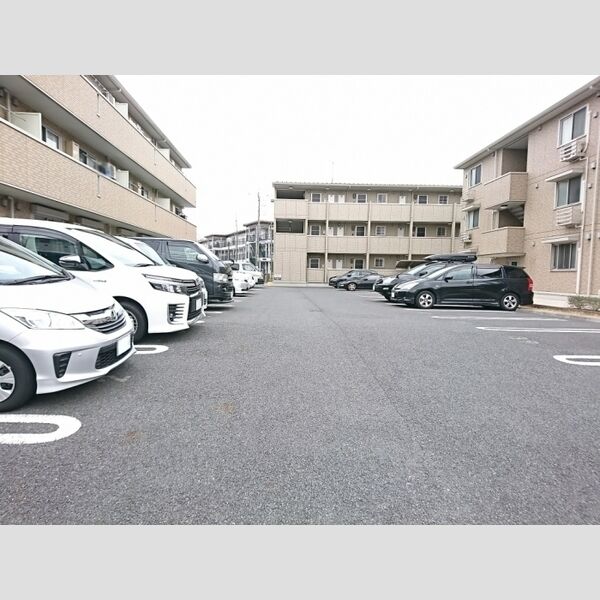 リバーパーク蒲生　A 駐車場