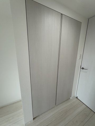 ジェノヴィア世田谷砧Ⅱ0403号室 収納