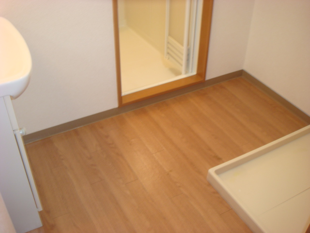 ル・ジャルダン102号室 脱衣所