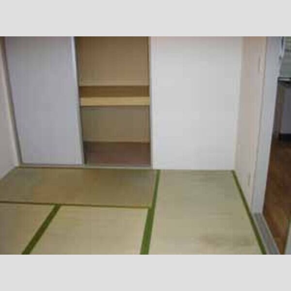 グリーンパーク白旗　A103号室 和室1