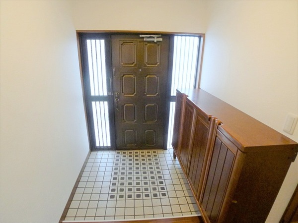 Ｋビルディング301号室 玄関