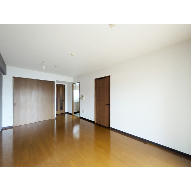 ルクレ川口ウエスト0303号室 リビング