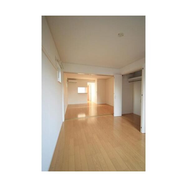 Charmant　K105号室 リビング