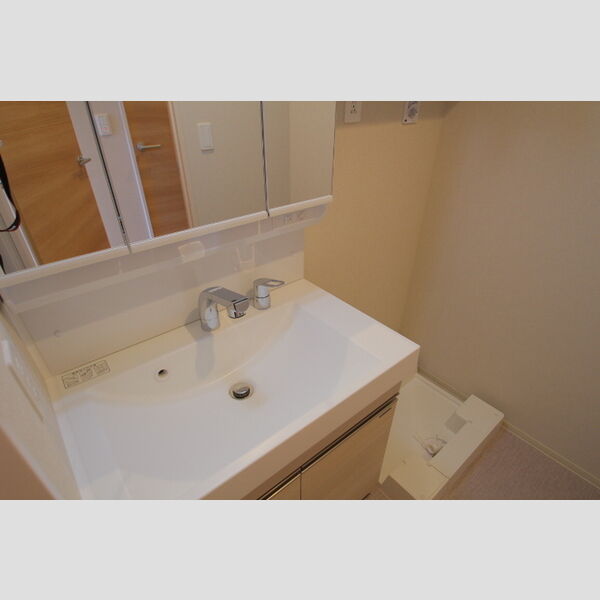 Trio　Mare　蔵前(トリオマーレクラマエ)0603号室 洗髪洗面化粧台