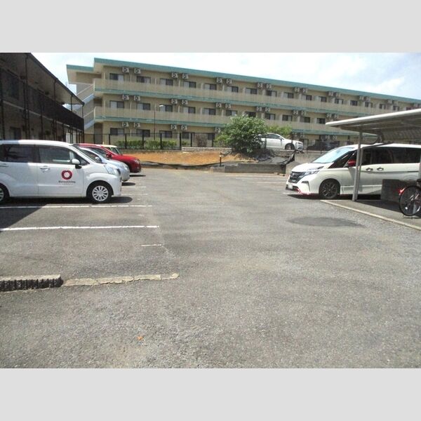 エスポワール　壱番館 駐車場