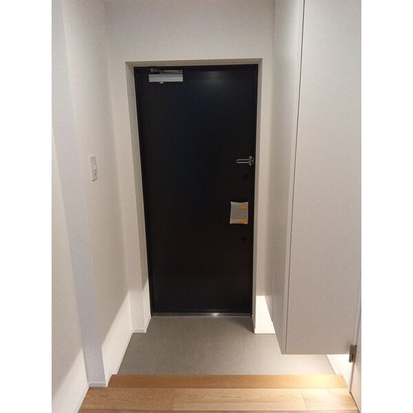 LUCENT　COURT　代々木上原0202号室 玄関