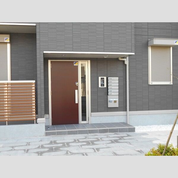 グレイス　A棟302号室 エントランス