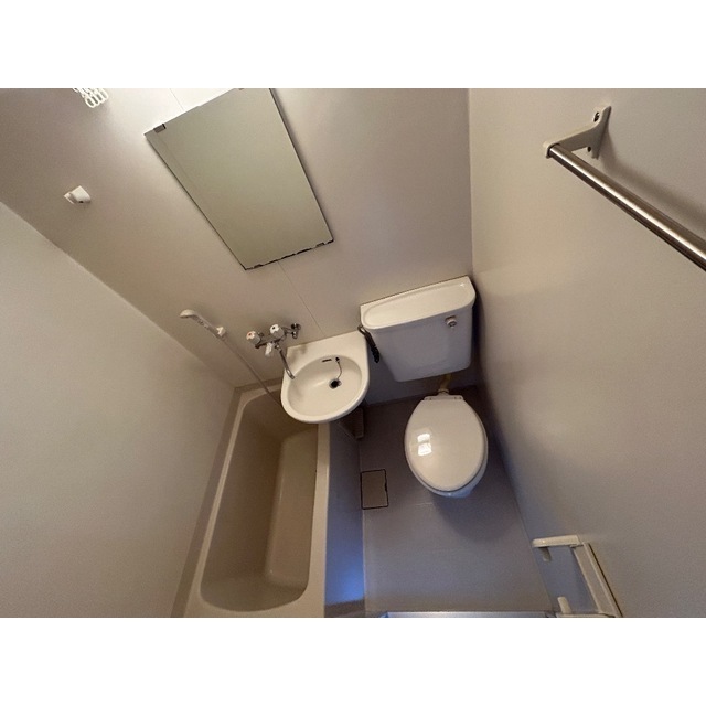 ロゼリア212号室 内観