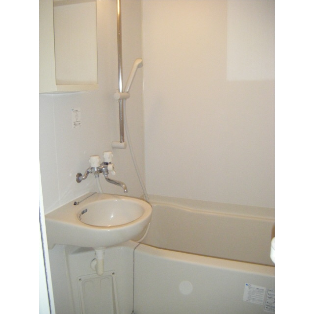 プレール・ドゥーク神田 内観