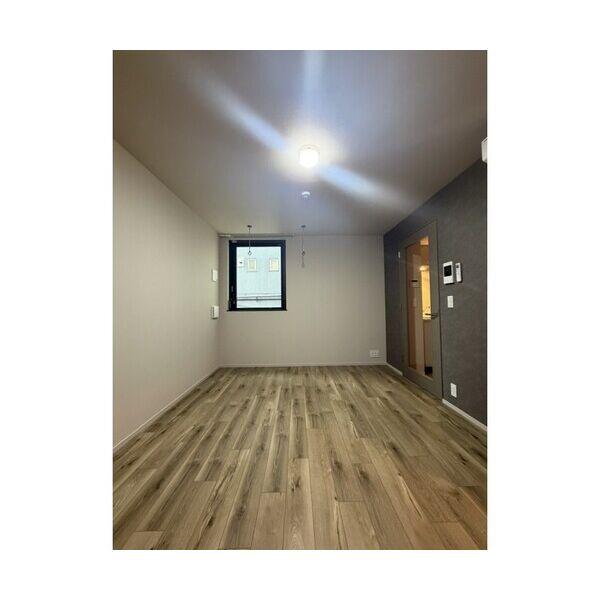 The　Residence　Ichigayadaimachi304号室 リビング