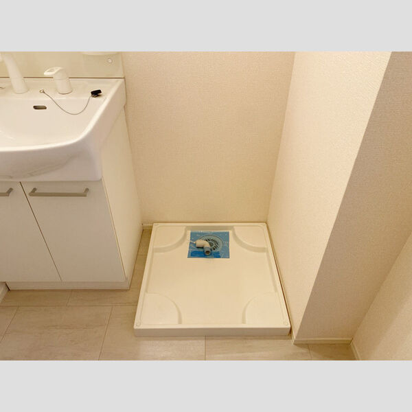 ルミエール久が原 101号室　洗濯機置き場