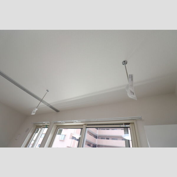 ロイヤルヒル越谷106号室 室内物干し