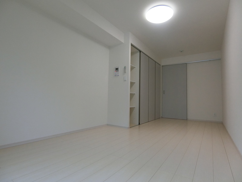 リブリ・ラフィーネ国立1階 部屋その他